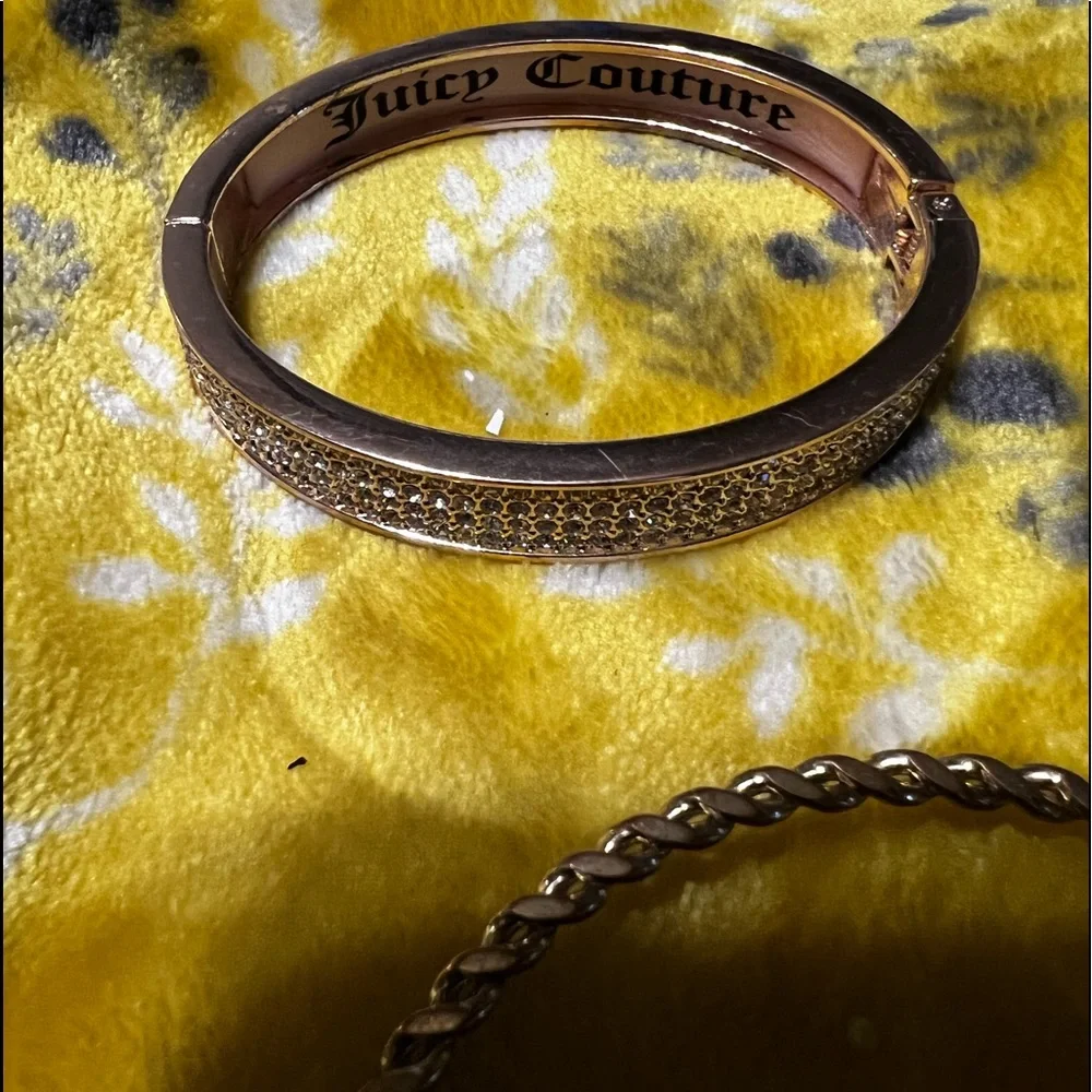 Mixed accessory BUNDLE - Picture 2 of 9